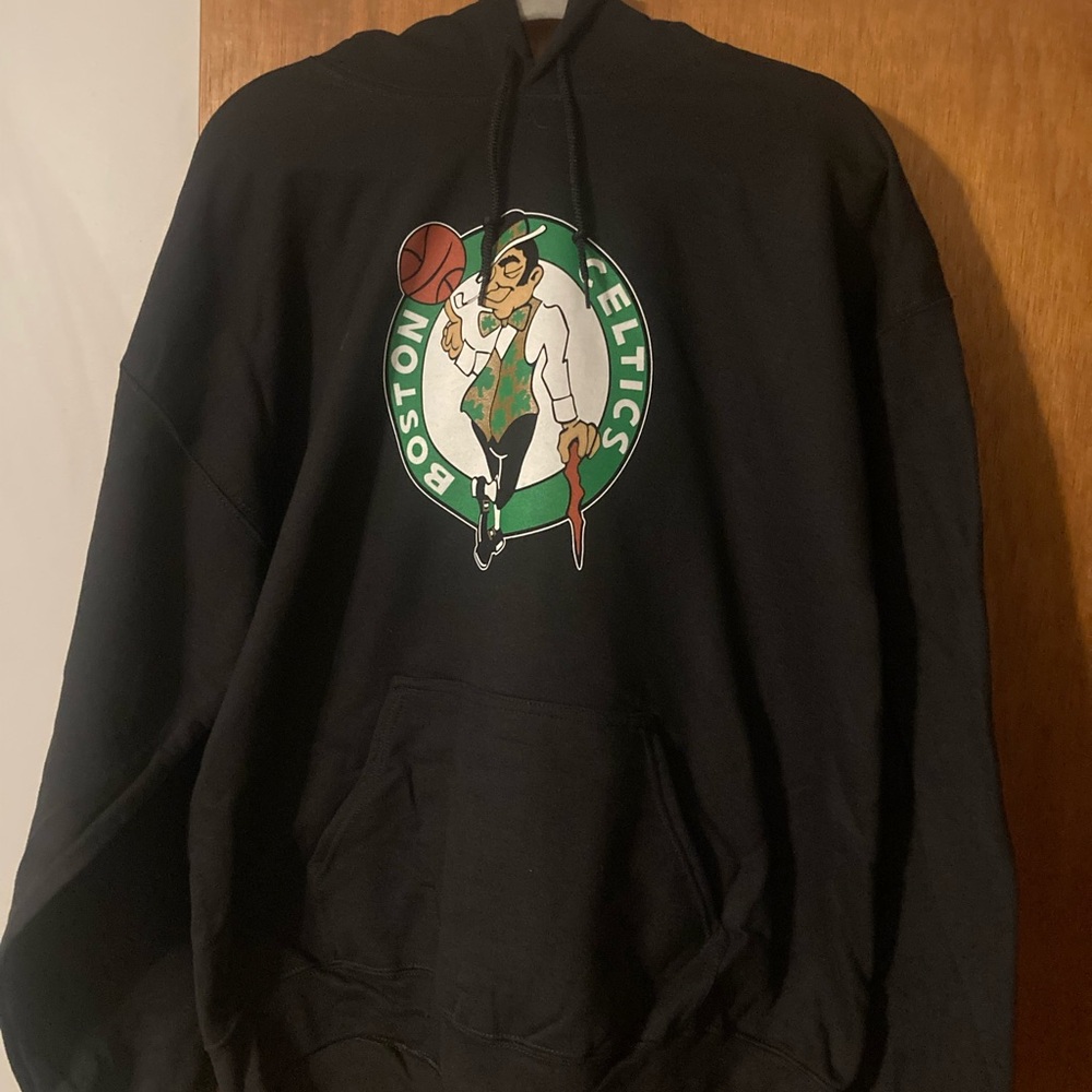 Boston Celtics Hooded Sweatshirt